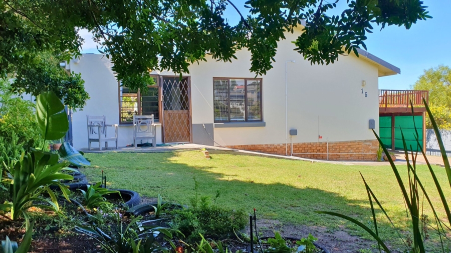 2 Bedroom Property for Sale in Dana Bay Western Cape